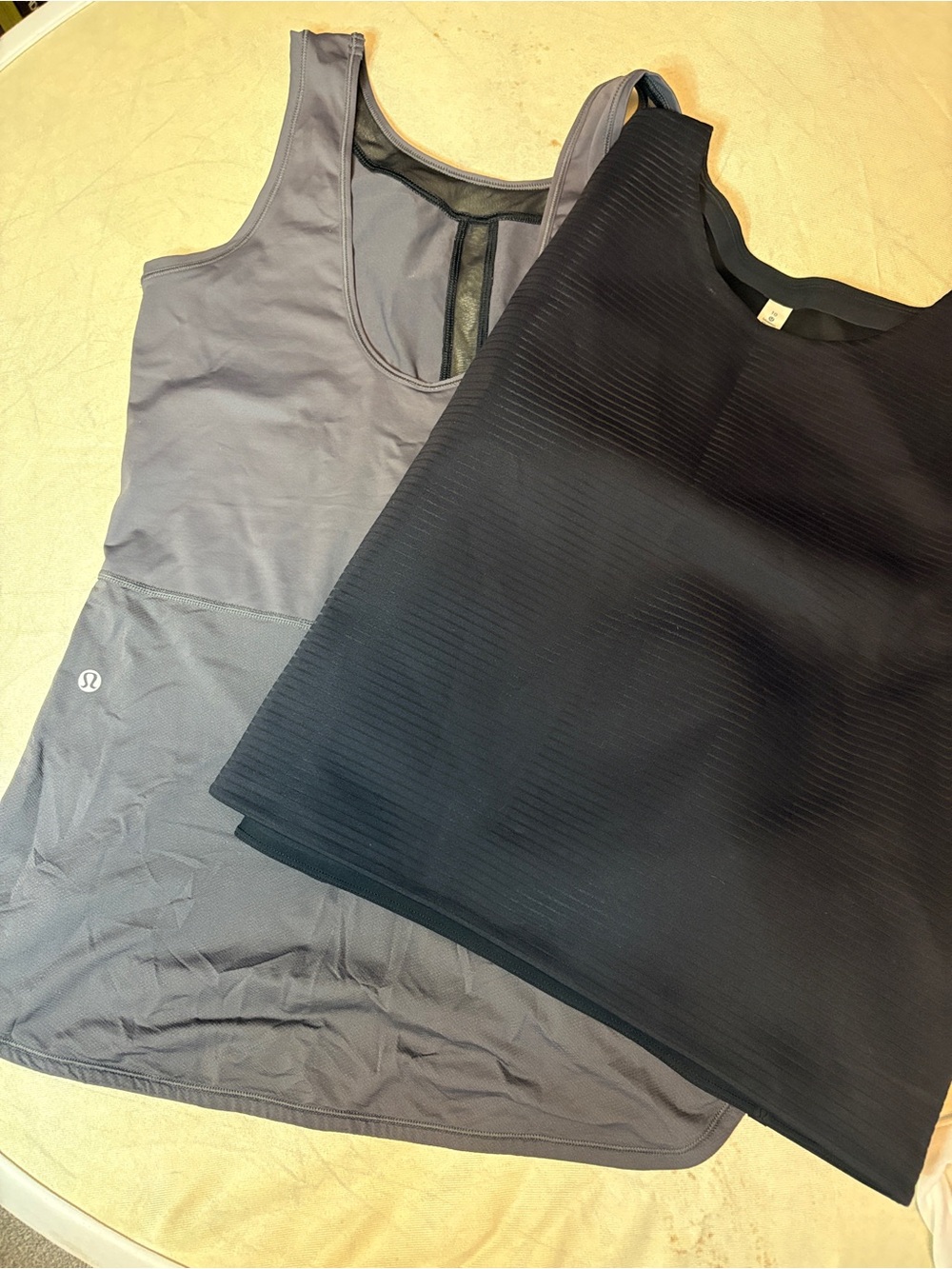 lululemon athletica Bundle Scuba Boxy Ribbed Tee and Tank. Callout - Picture 3 of 16
